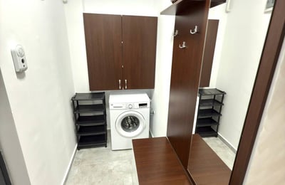 Location longue durée d’un appartement chaleureux de 1 pièce, Bucarest, secteur 6, Chiajna, Roumanie